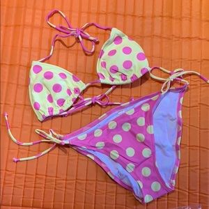 Victoria’s Secret string bikini